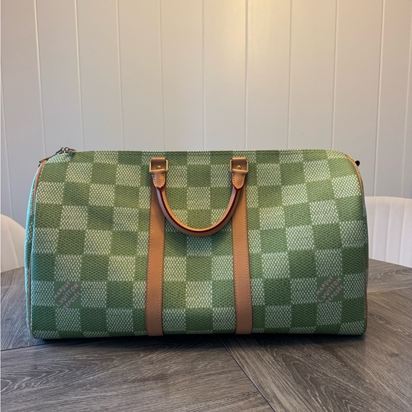 Louis Vuitton Damier Golf Keepall - Picture 2 of 4
